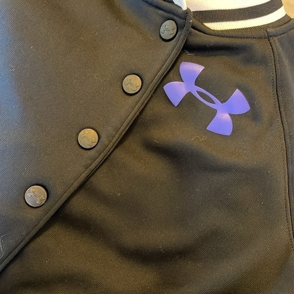 Under armour youth small athletic jacket with pockets in black with purple logo - Picture 3 of 7